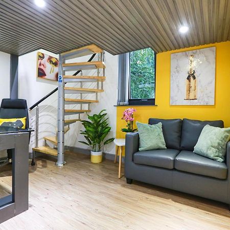 A102 Cheery Bright Loft Leilighet Coventry Eksteriør bilde