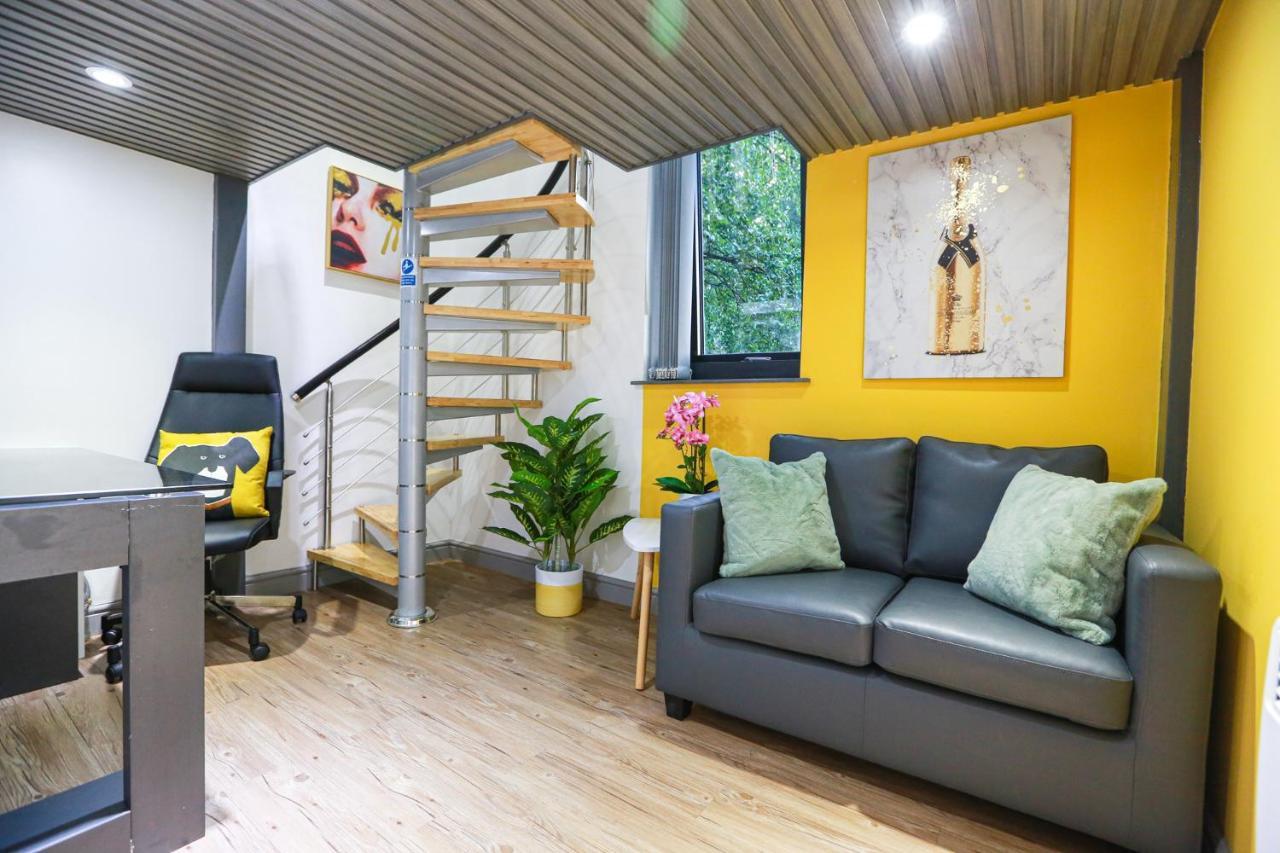 A102 Cheery Bright Loft Leilighet Coventry Eksteriør bilde